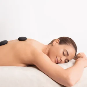 Massage aux pierres chaudes